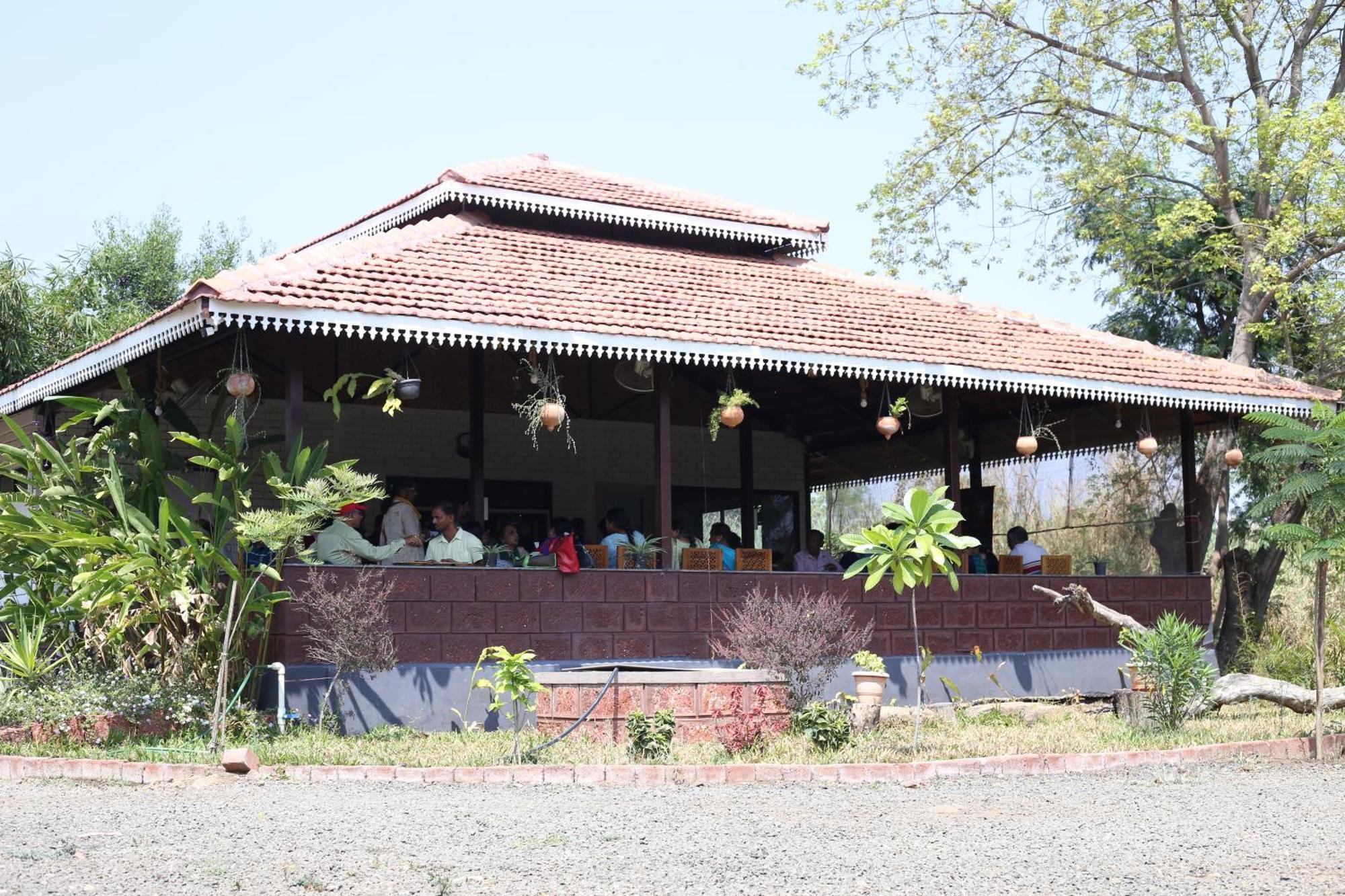 Tapasya Health & Wellness Hotel Jaysingpur Exterior foto